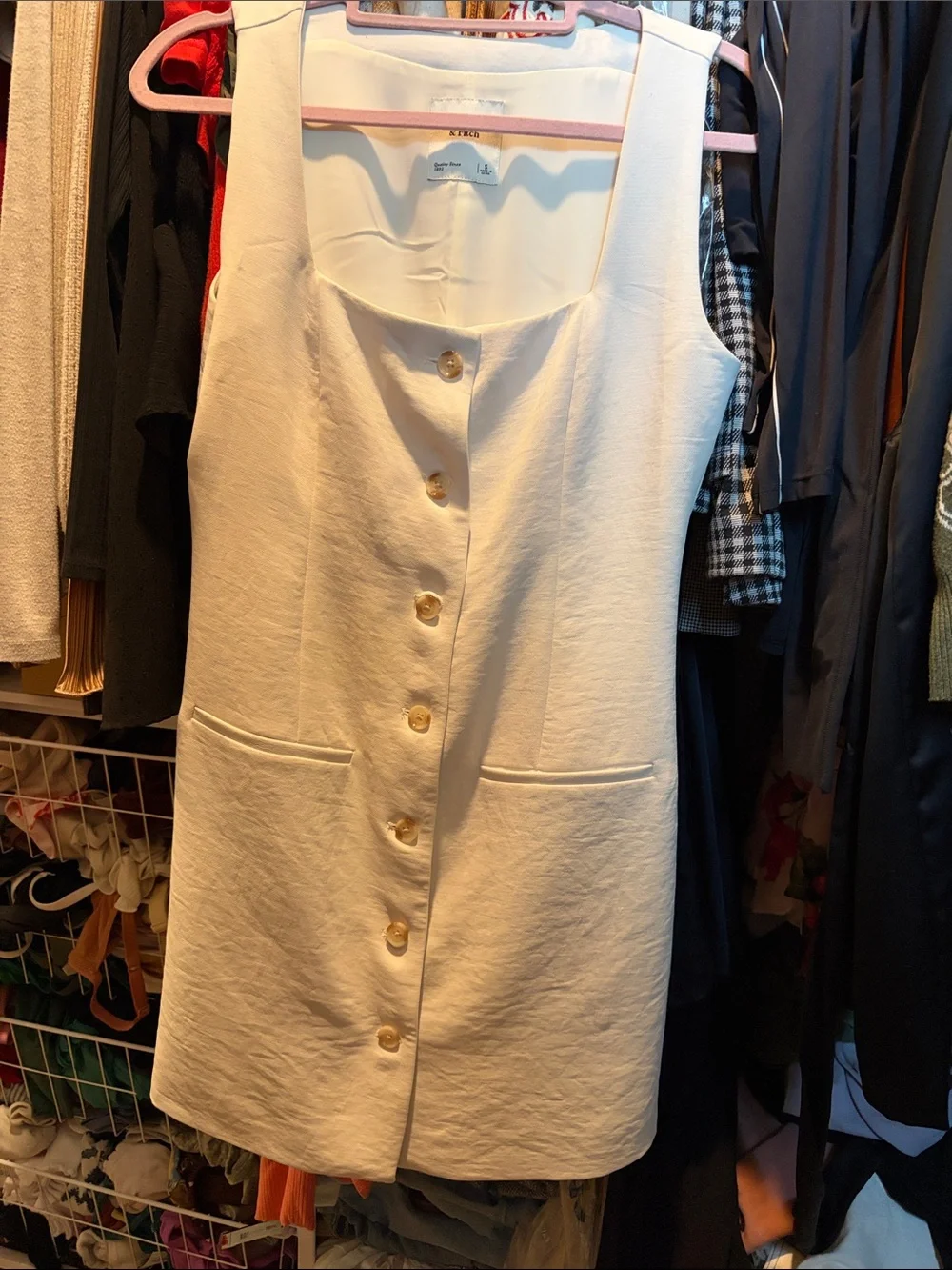 Abercrombie & Fitch Cream Button-Front Sleeveless Dress 🥥